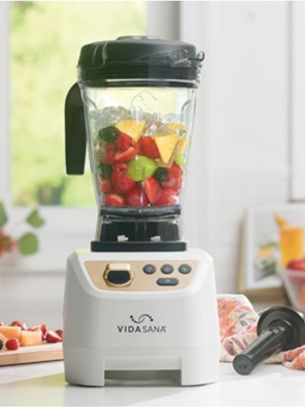Princess House White and Black VitaSana Personal Blender